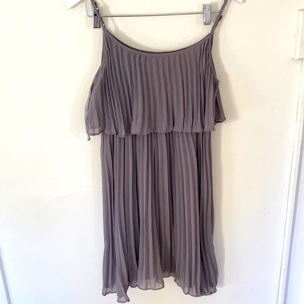 Paraella Gray pleated dress